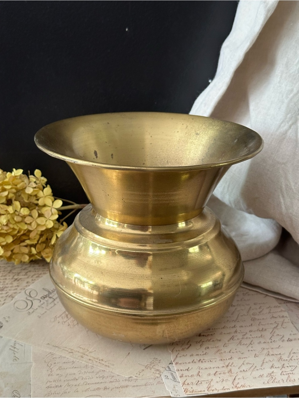 Vintage Brass Spittoon Cuspidor 6.5” x 7” Flared Tobacco Vessel Decorative